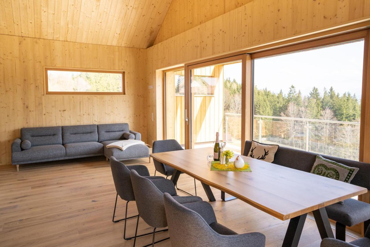 Ferienwohnung Holzhaus Zum Schwarz'n Aurach am Hongar Exterior foto
