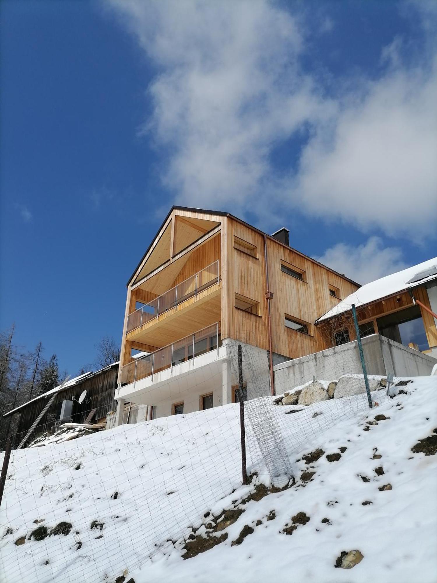 Ferienwohnung Holzhaus Zum Schwarz'n Aurach am Hongar Exterior foto
