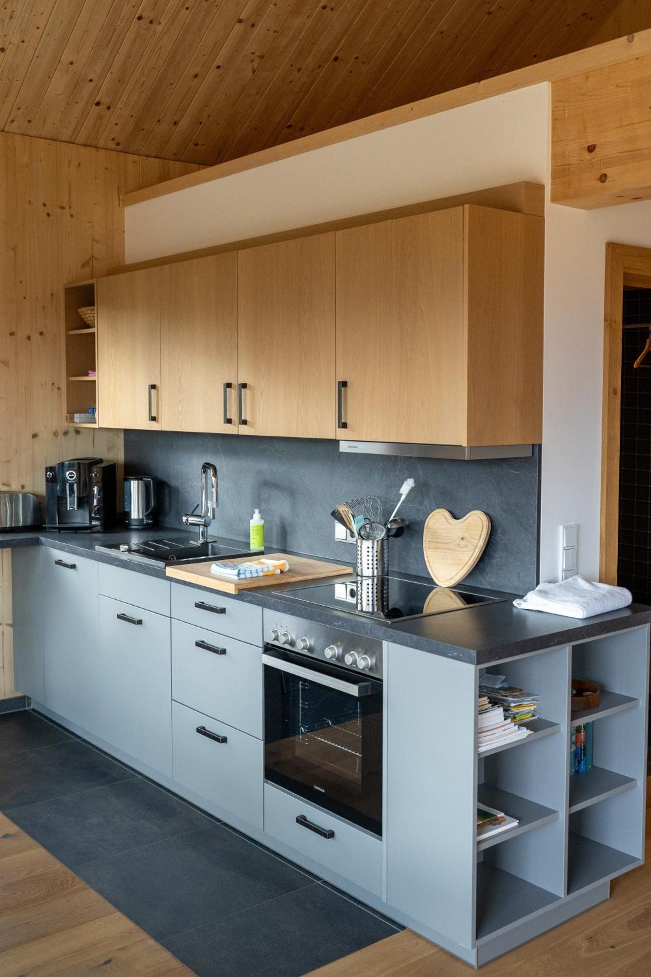 Ferienwohnung Holzhaus Zum Schwarz'n Aurach am Hongar Exterior foto