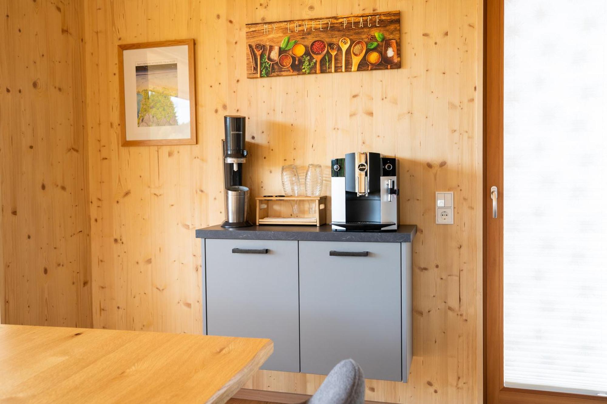 Ferienwohnung Holzhaus Zum Schwarz'n Aurach am Hongar Exterior foto