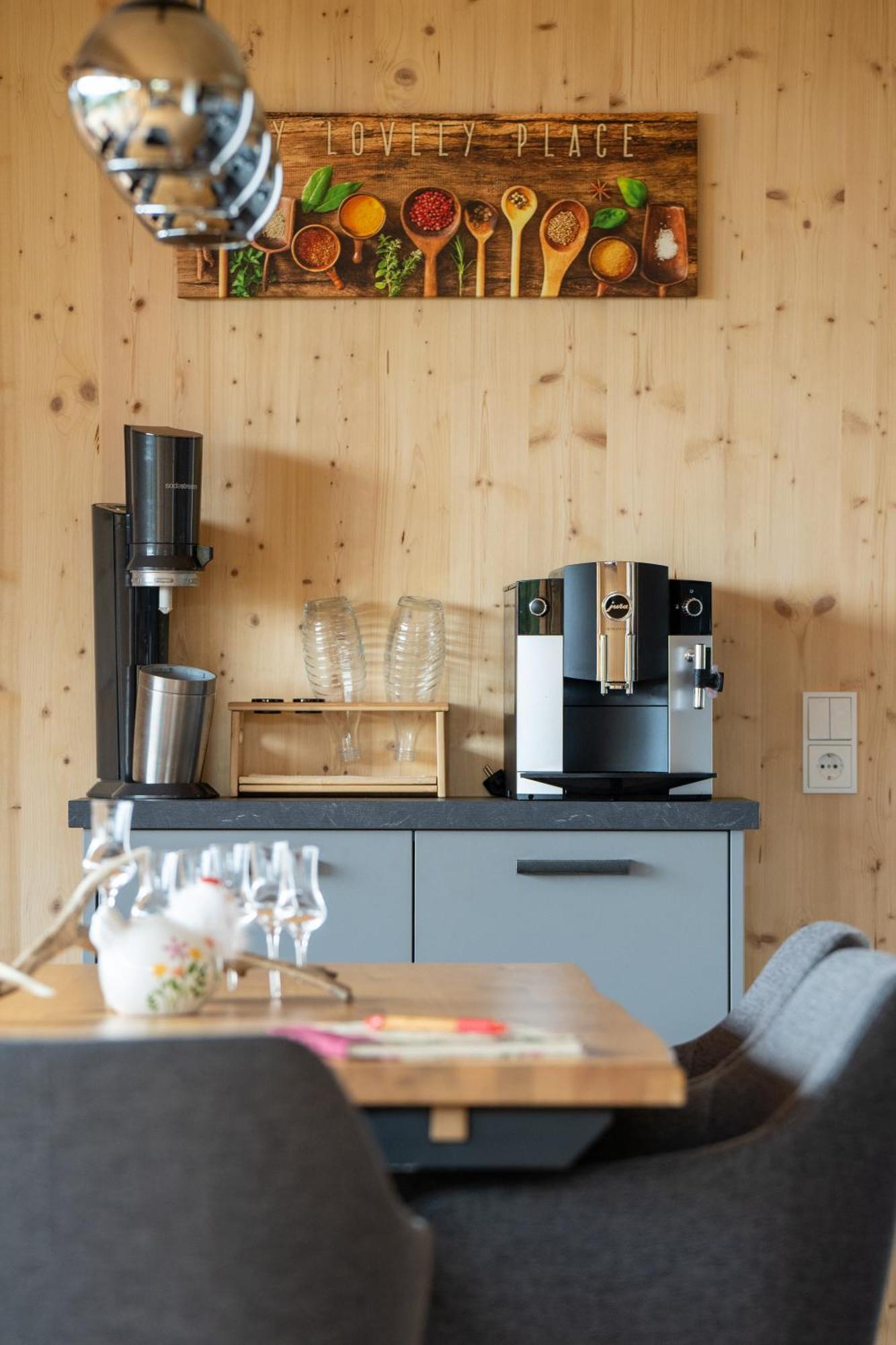 Ferienwohnung Holzhaus Zum Schwarz'n Aurach am Hongar Exterior foto